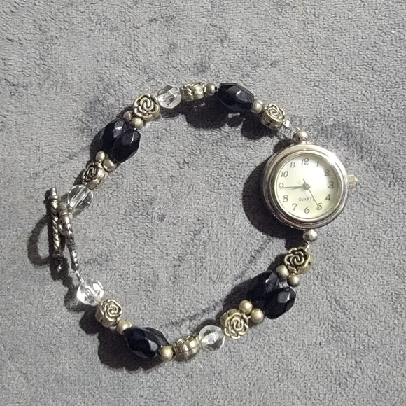 Quartz Watch - Picture 4 of 6